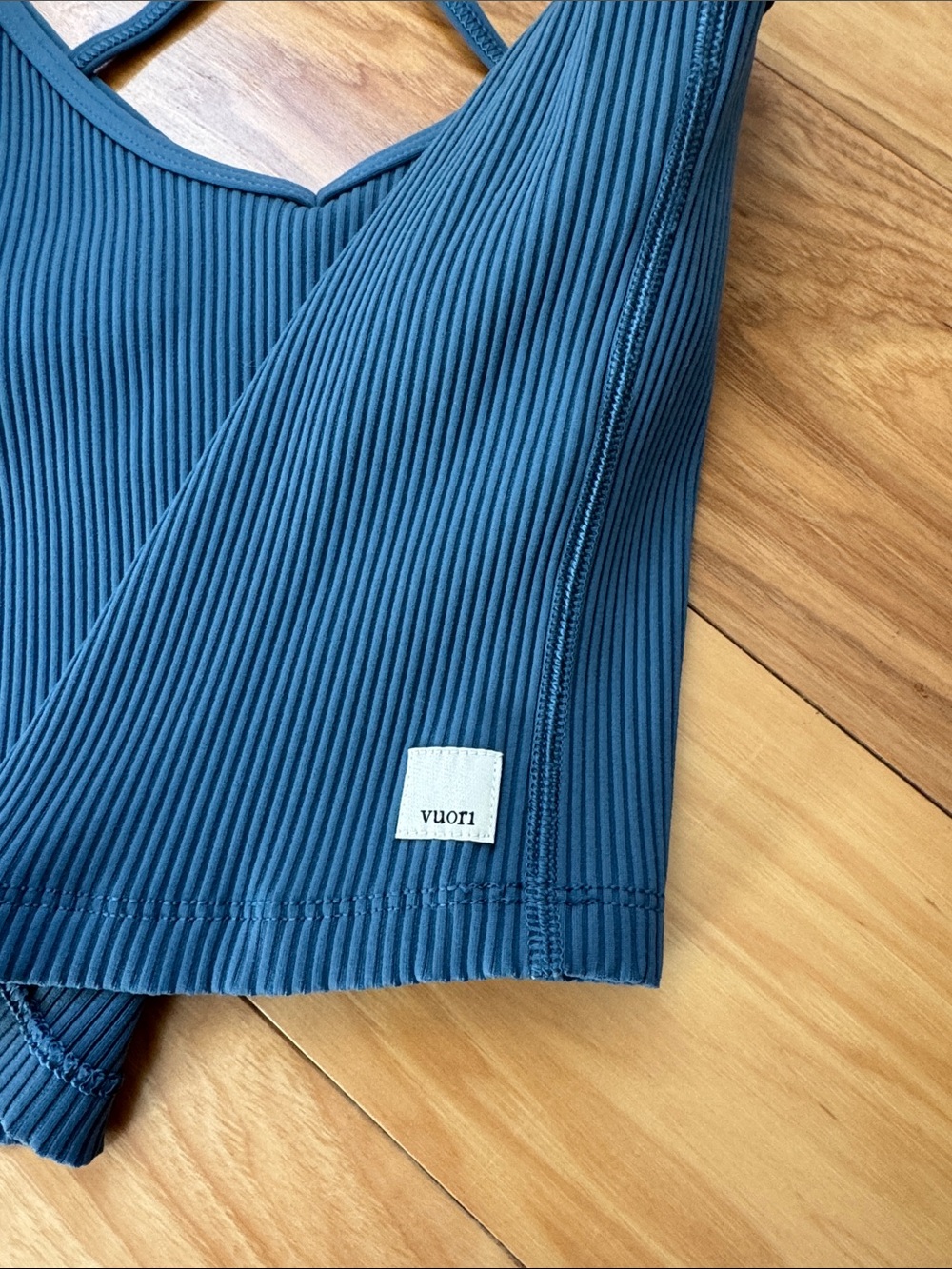 Vuori Rib Crop Tank - Picture 4 of 6